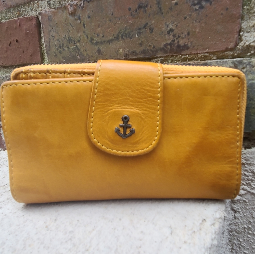 Harbour 2nd Medium "Linn" Wallet New